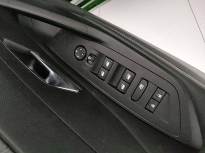 Peugeot 308 BlueHDi 130 S&S EAT8 Allure Pack (16)