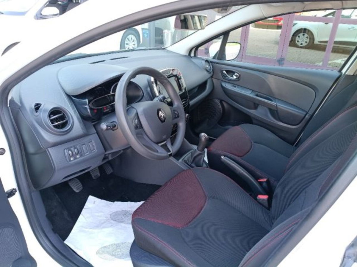 Renault Clio Sporter 1.5 dCi 8V 75CV Live (11)