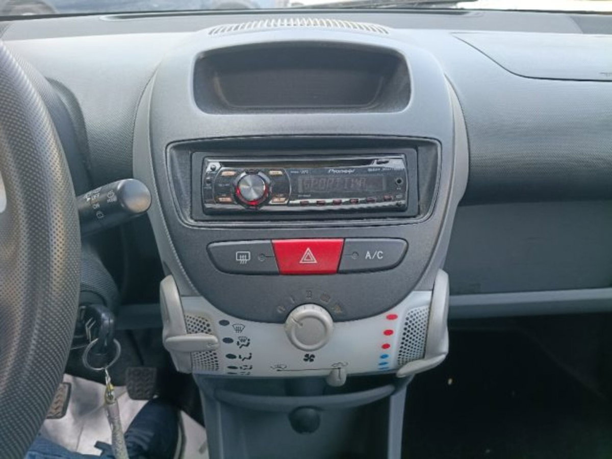 Citroen C1 1.0 5 porte airdream Amici (15)