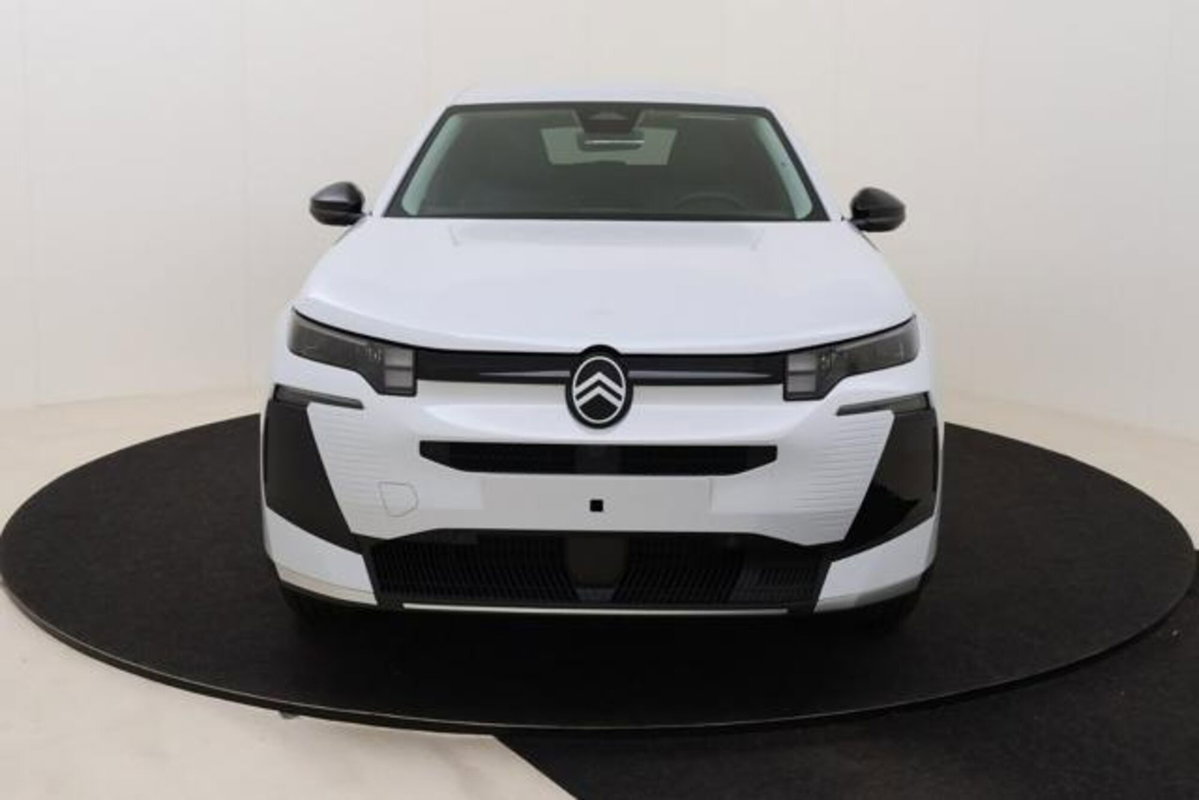 Citroen C5 Aircross 1.2 hybrid Plus 136cv e-dcs6 (4)