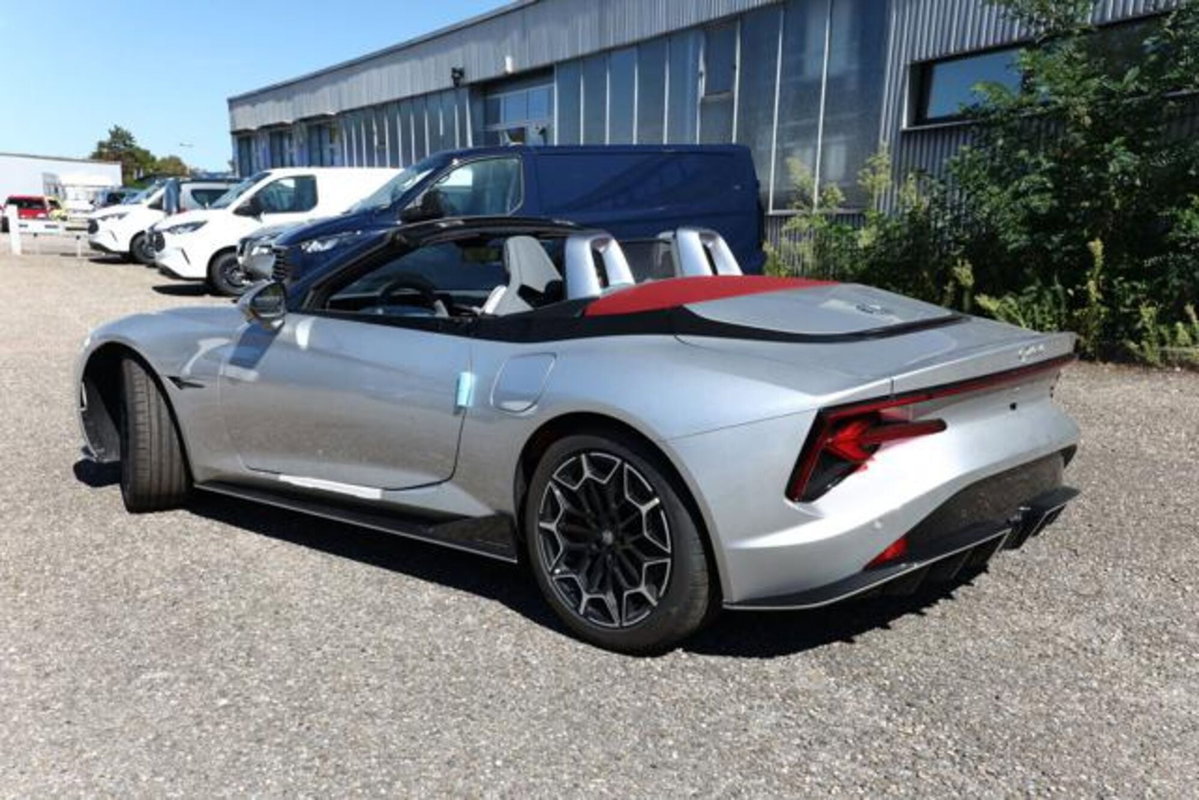 Mg Cyberster 77kWh rwd (4)