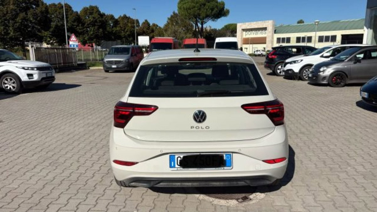 Volkswagen Polo 1.0 tsi Style 95cv (3)