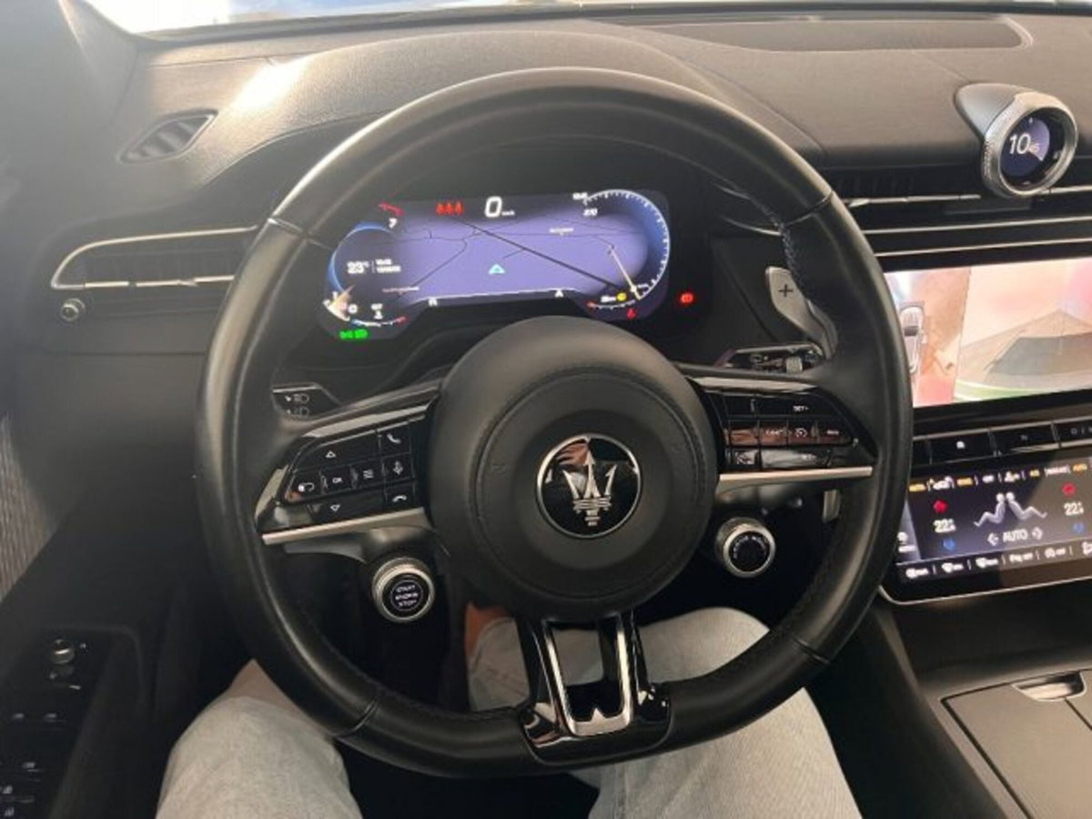 Maserati Grecale 2.0 MHEV 300 CV GT PrimaSerie (14)