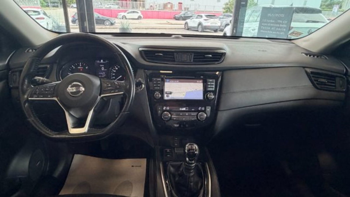 Nissan X-Trail 1.6 dCi 2WD Tekna (10)