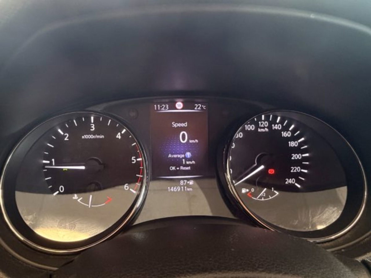 Nissan X-Trail 1.6 dCi 2WD Tekna (6)