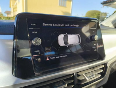 Volkswagen T-Roc 2.0 tdi Life 150cv dsg (6)