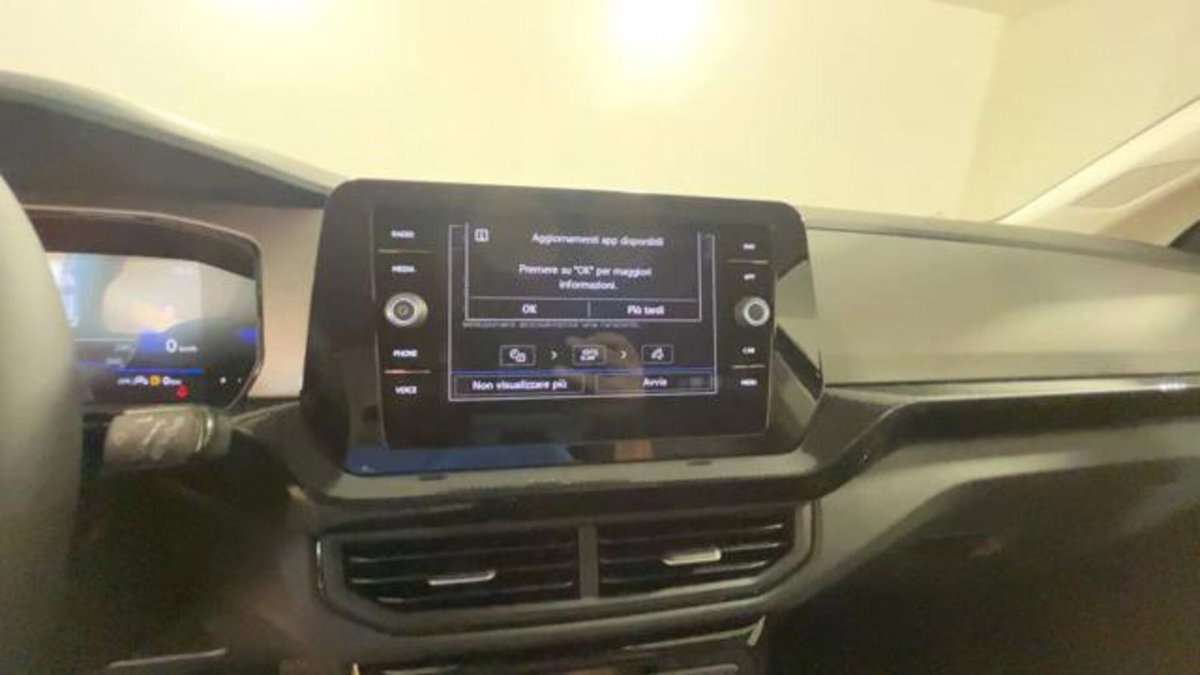 Volkswagen T-Cross 1.0 tsi Edition 115cv dsg (9)