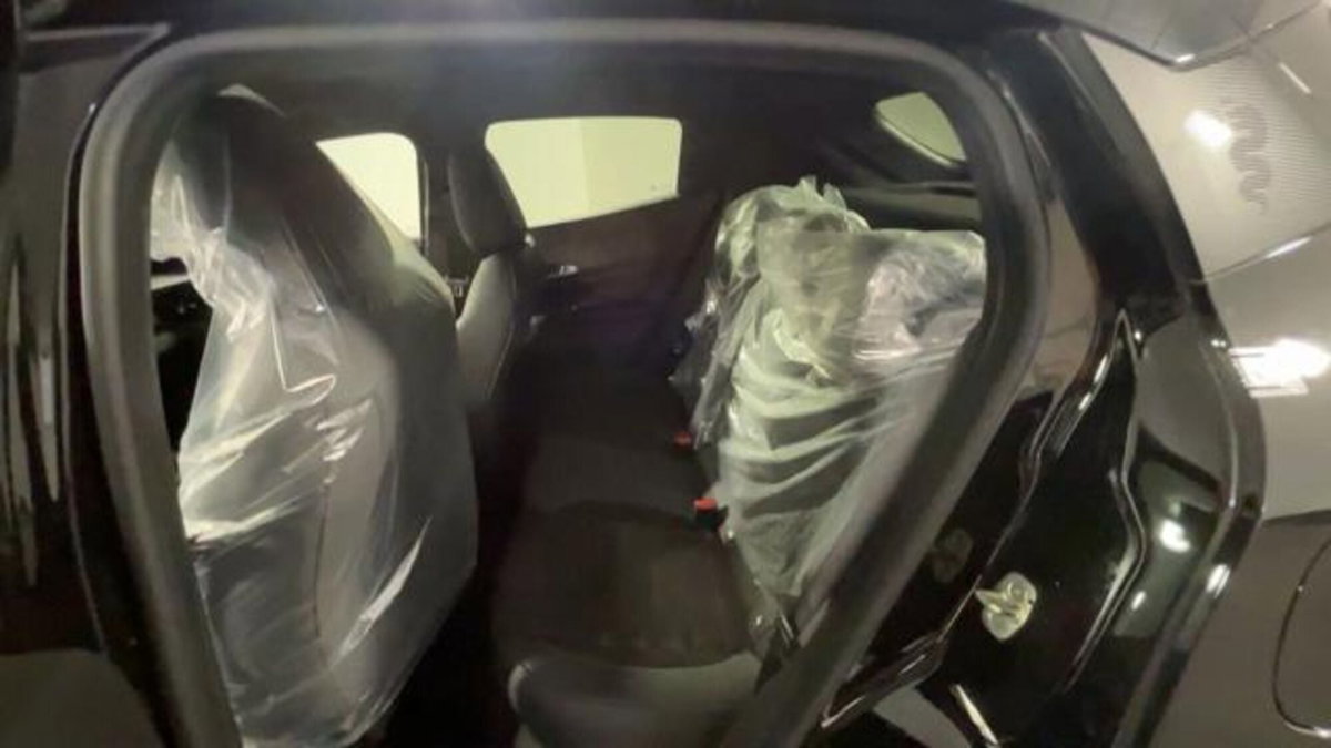 Alfa Romeo Junior 1.2 ibrida Sport Speciale 145cv edct6 (11)