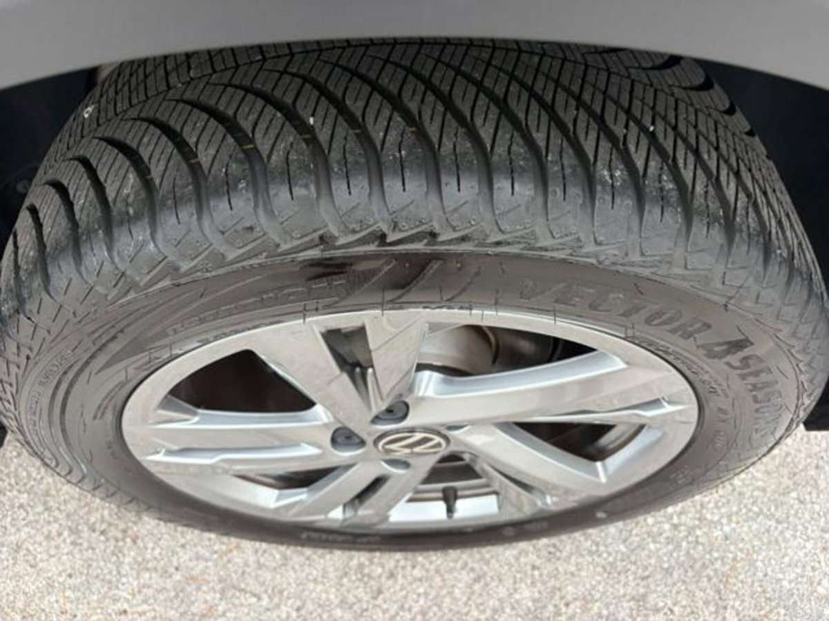 Volkswagen T-Roc 1.0 TSI R-Line (10)