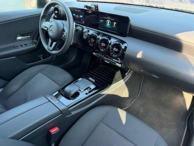 Mercedes-Benz Classe A 180 d Automatic Executive (6)