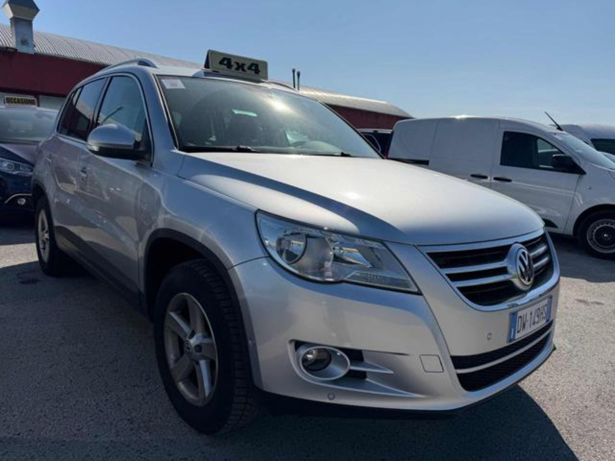 Volkswagen Tiguan 2.0 16V TDI DPF Trend & Fun (18°) (2)