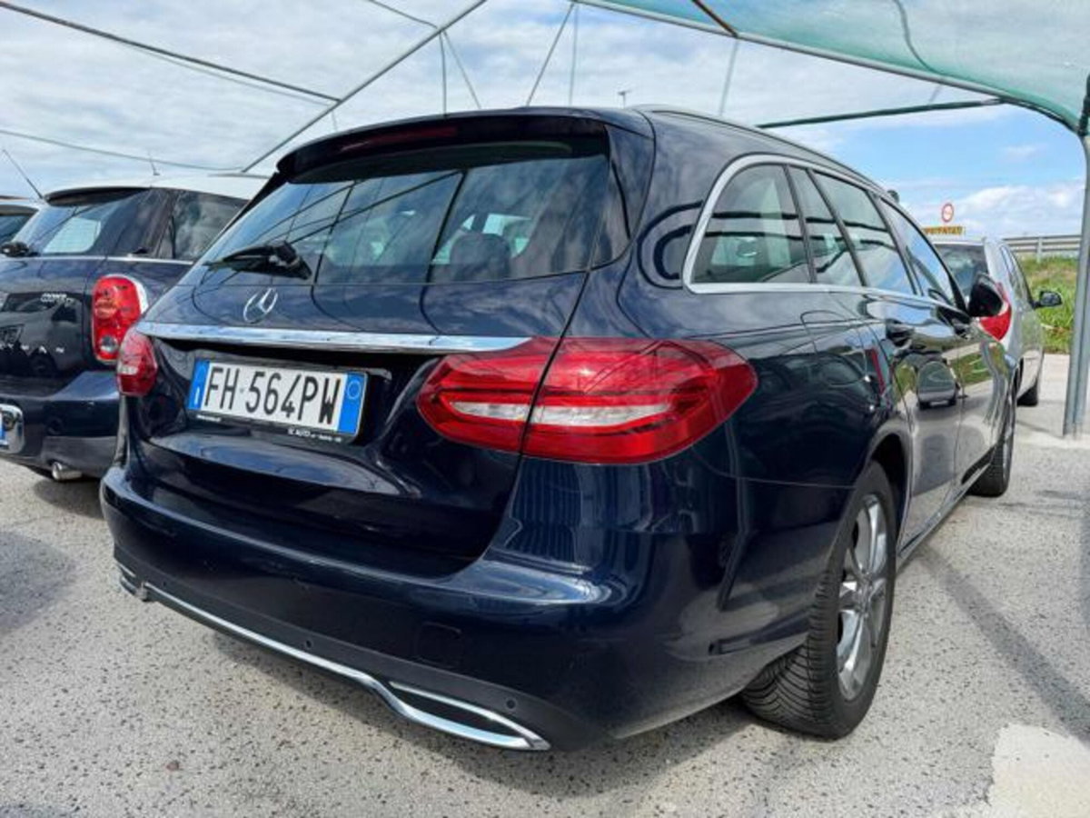 Mercedes-Benz Classe C Station Wagon 200 d Auto Sport Plus (3)