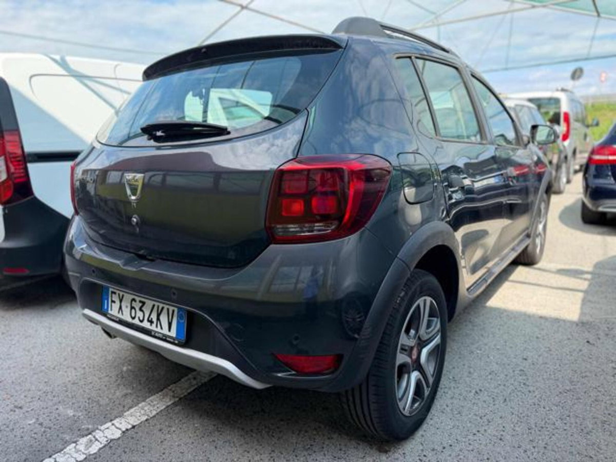 Dacia Sandero Stepway 1.5 Blue dCi 95 CV Comfort (4)