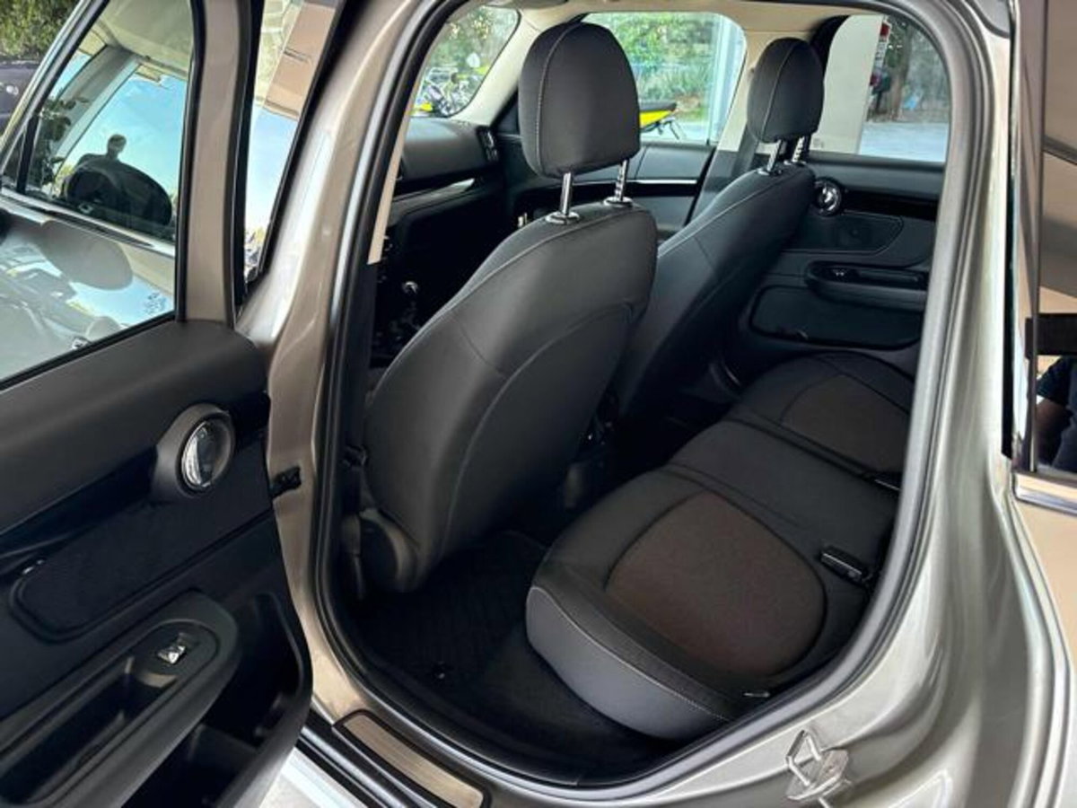 MINI Mini Countryman 2.0 Cooper D Business Countryman (8)