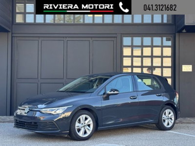 Volkswagen Golf Variant 2.0 TDI SCR DSG Life usata