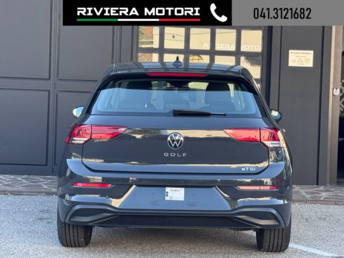 Volkswagen Golf Variant 2.0 TDI SCR DSG Life (11)