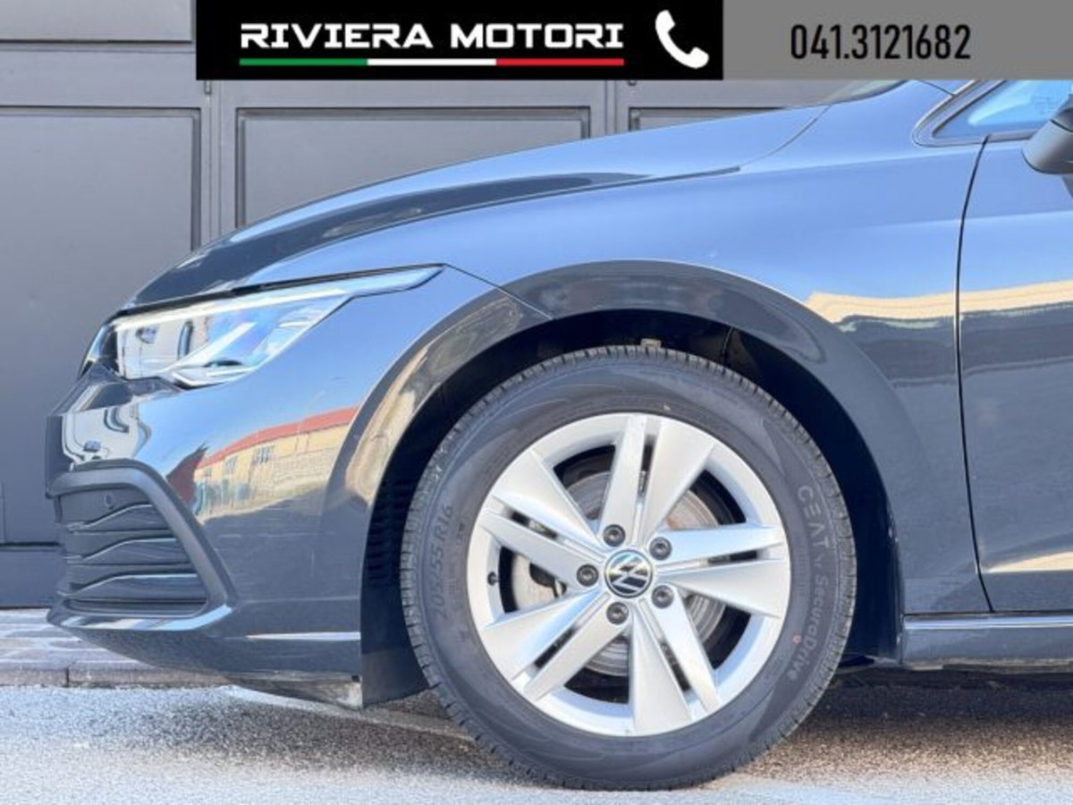 Volkswagen Golf Variant 2.0 TDI SCR DSG Life (13)