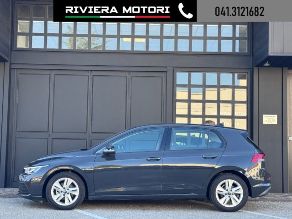 Volkswagen Golf Variant 2.0 TDI SCR DSG Life (2)
