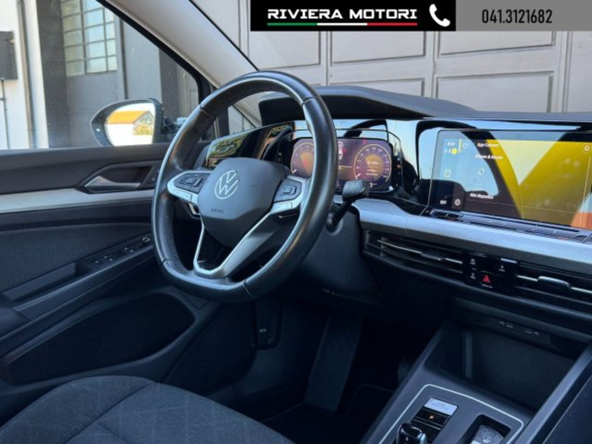 Volkswagen Golf Variant 2.0 TDI SCR DSG Life (4)