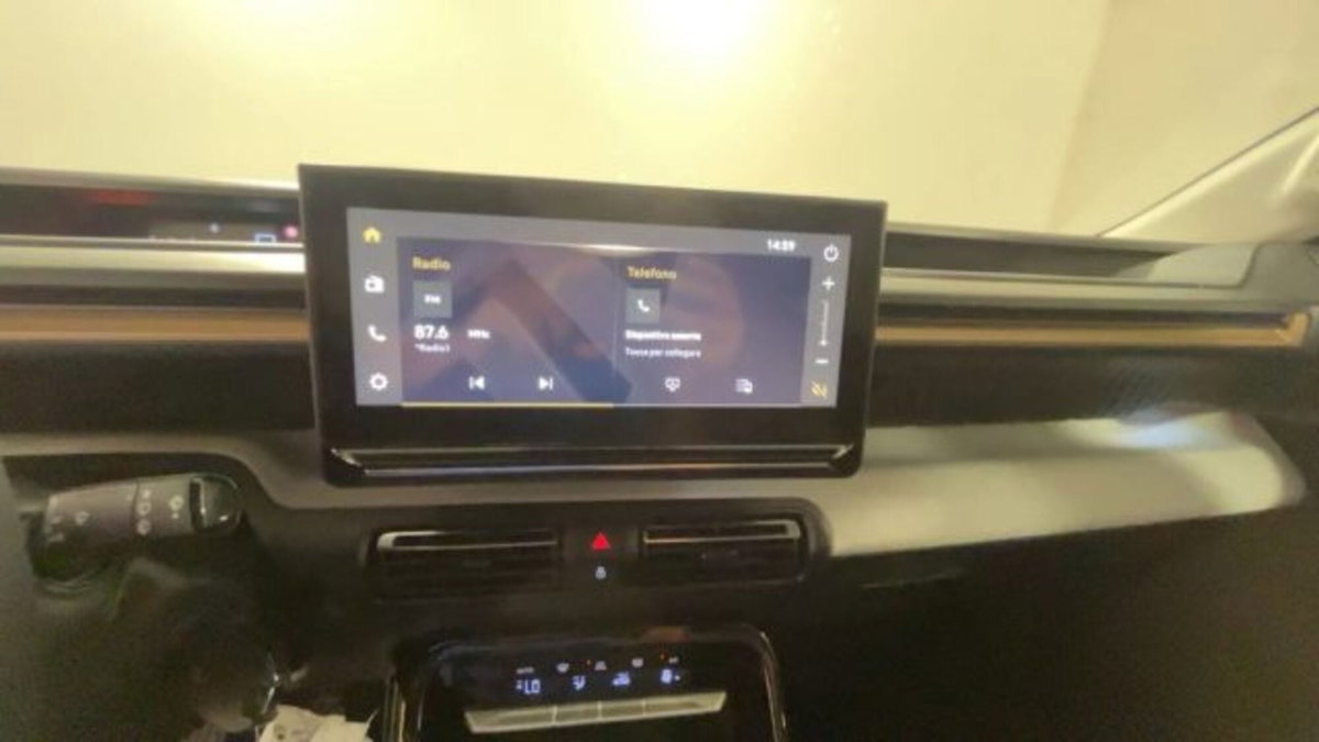 Citroen C3 Aircross 1.2 puretech turbo Plus 100cv (13)