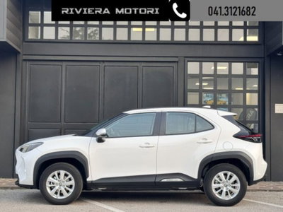 Toyota Yaris Cross 1.5 Hybrid 5p. E-CVT Active (3)
