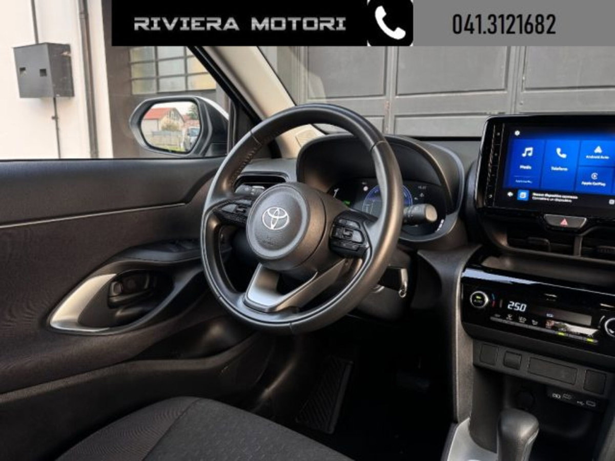 Toyota Yaris Cross 1.5 Hybrid 5p. E-CVT Active (5)