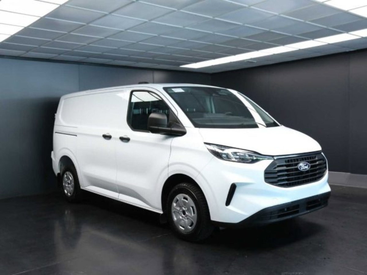 Ford Transit Custom Furgone 320 2.0 ecoblue 136cv Trend L1H1 A8 (2)