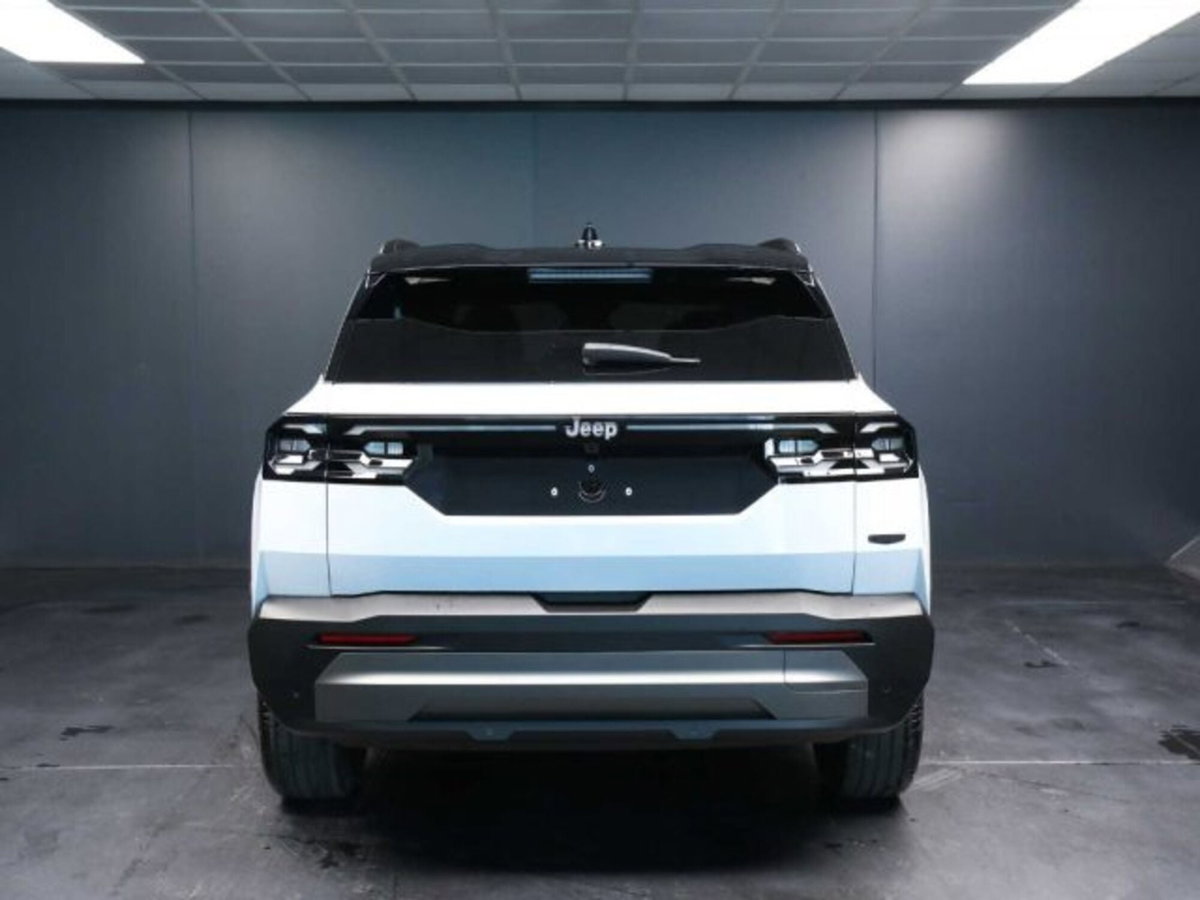 Jeep Compass 1.2 turbo 48V e-hybrid Summit fwd 145cv edct6 (10)
