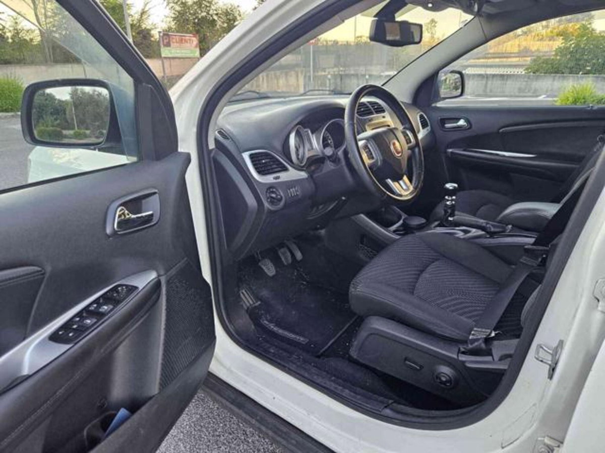 Fiat Freemont 2.0 Multijet 140 CV Lounge (8)