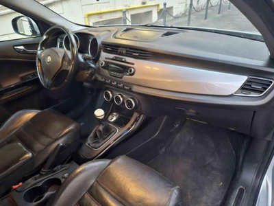 Alfa Romeo Giulietta 2.0 JTDm-2 Exclusive 140cv (12)