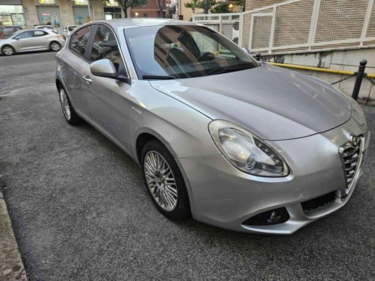 Alfa Romeo Giulietta 2.0 JTDm-2 Exclusive 140cv (3)