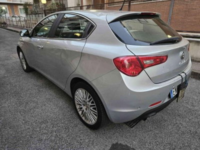 Alfa Romeo Giulietta 2.0 JTDm-2 Exclusive 140cv (6)