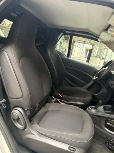 smart Fortwo Cabrio 70 1.0 twinamic cabrio Passion (15)