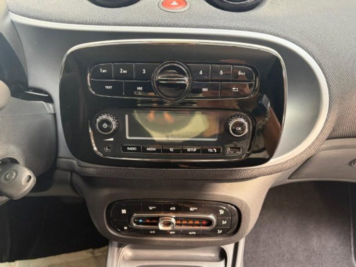 smart Fortwo Cabrio 70 1.0 twinamic cabrio Passion (9)