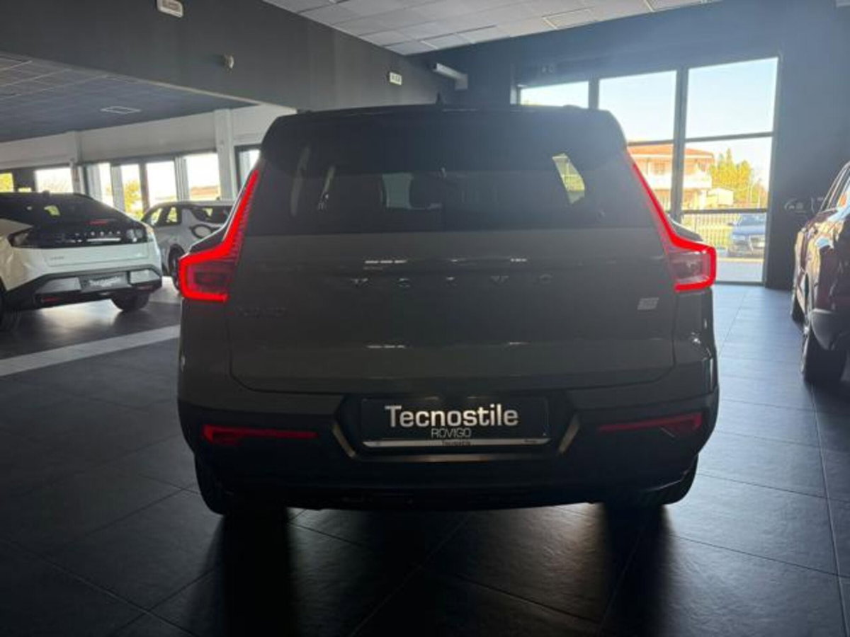 Volvo XC40 Recharge Pure Electric Twin Motor AWD Ultimate (4)