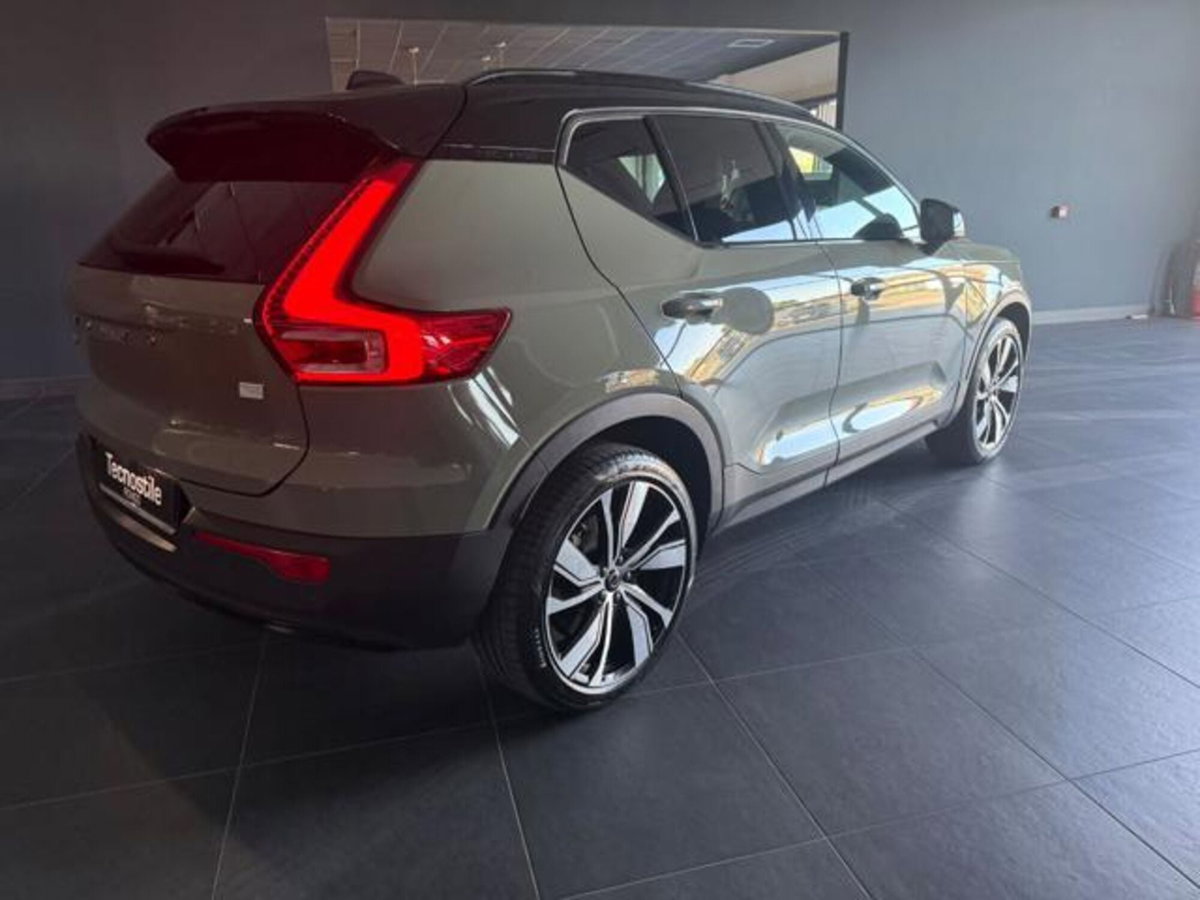 Volvo XC40 Recharge Pure Electric Twin Motor AWD Ultimate (5)