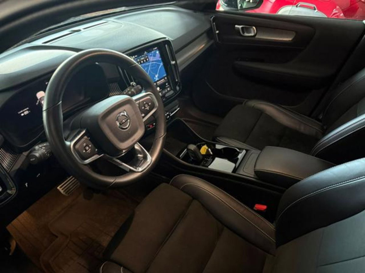Volvo XC40 Recharge Pure Electric Twin Motor AWD Ultimate (8)