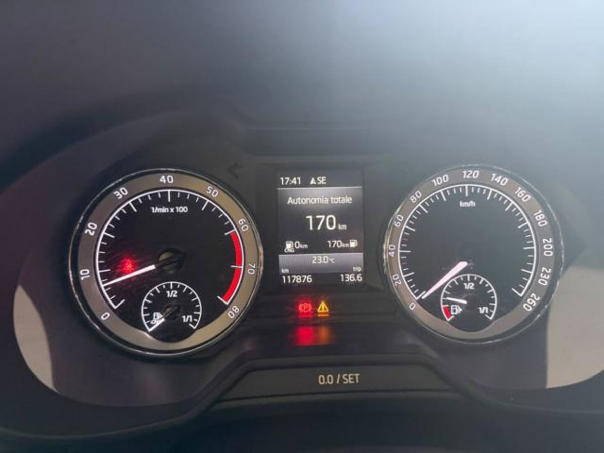 Skoda Octavia Station Wagon 1.4 TSI Wagon Executive G-Tec (19)
