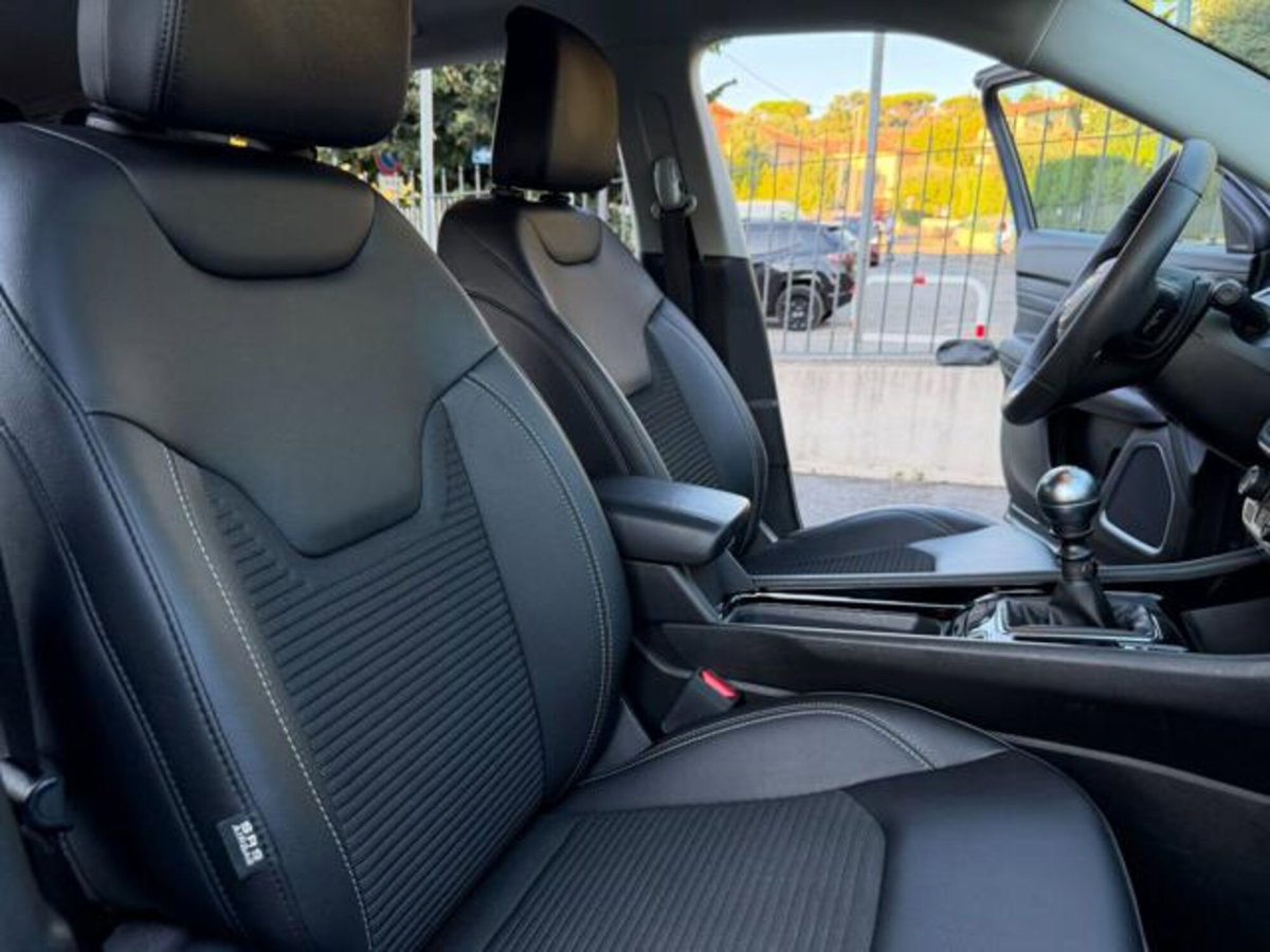 Jeep Compass 1.6 Multijet II 2WD Business (17)