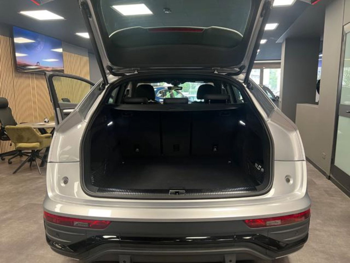 Audi Q5 Sportback 40 2.0 tdi mhev 12V S line Plus quattro s-tronic (10)