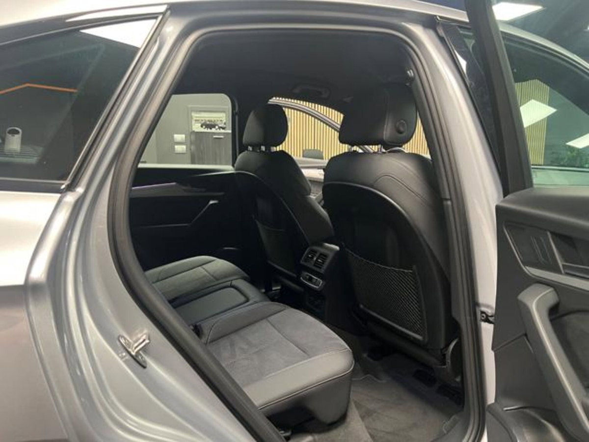 Audi Q5 Sportback 40 2.0 tdi mhev 12V S line Plus quattro s-tronic (13)