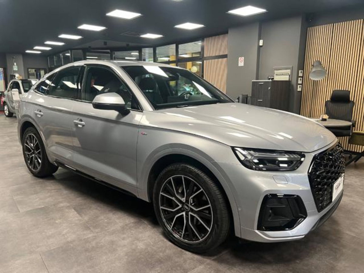 Audi Q5 Sportback 40 2.0 tdi mhev 12V S line Plus quattro s-tronic (5)