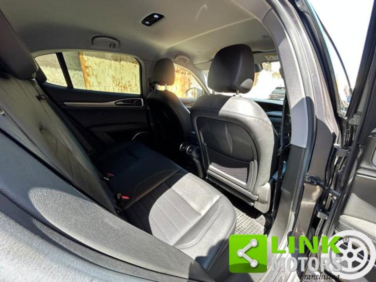 Alfa Romeo Stelvio Stelvio 2.2 Turbodiesel 190 CV AT8 Q4 Sprint (10)