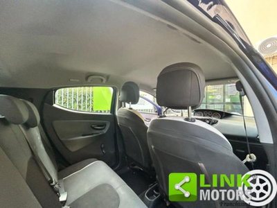 Lancia Ypsilon 1.2 69 CV 5 porte Elefantino (18)
