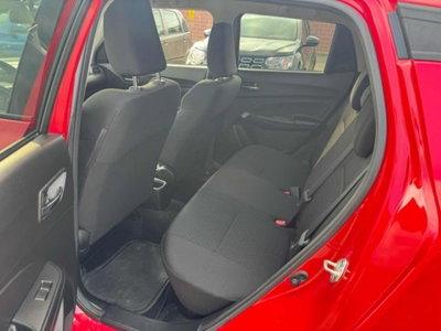 Suzuki Swift 1.2 Hybrid Top (10)