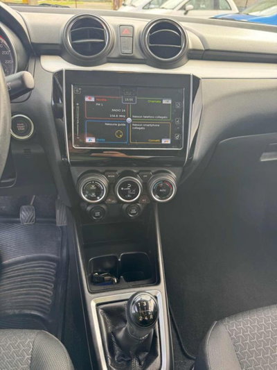 Suzuki Swift 1.2 Hybrid Top (14)