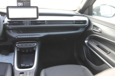 Jeep Avenger 1.2 turbo Summit fwd 100cv (11)