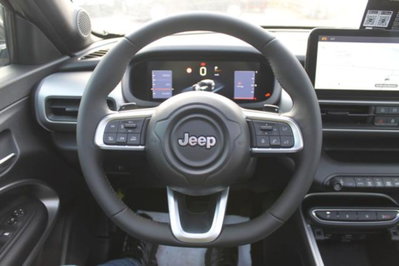 Jeep Avenger 1.2 turbo Summit fwd 100cv (17)