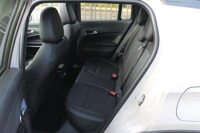 Jeep Avenger 1.2 turbo Summit fwd 100cv (9)