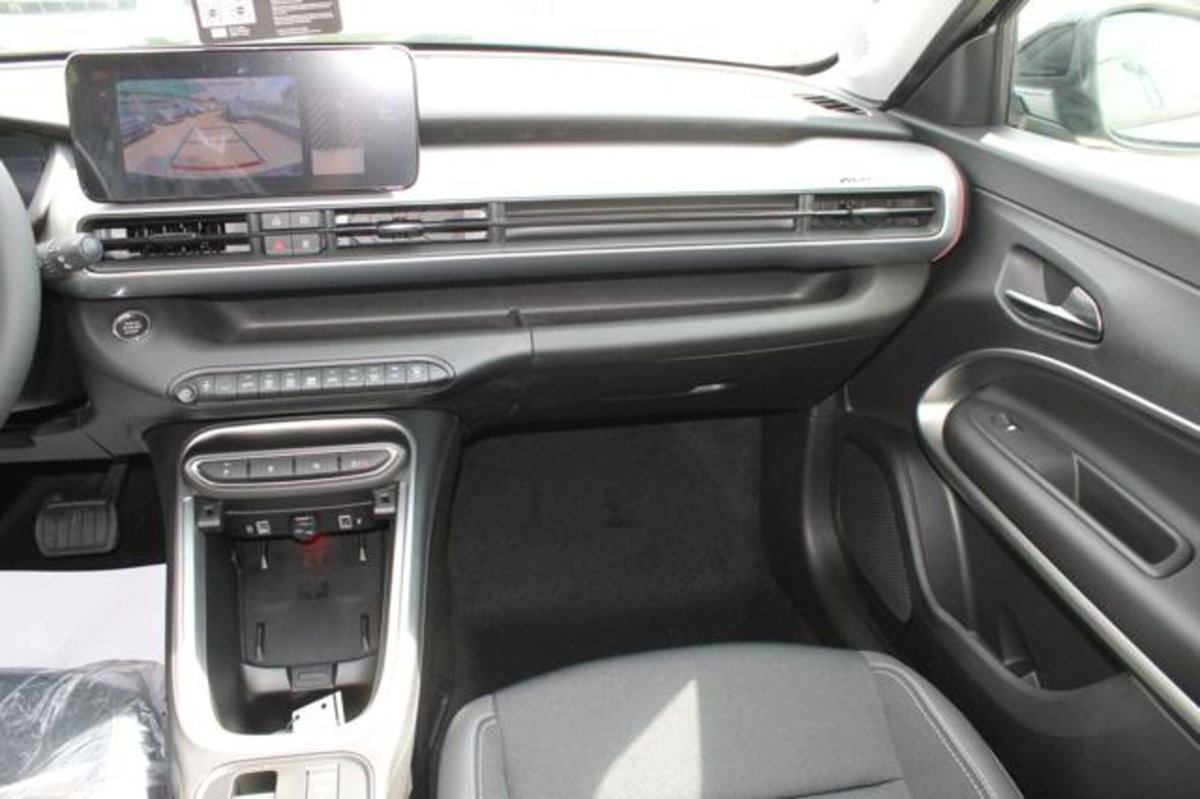 Jeep Avenger 1.2 turbo Summit fwd 100cv (10)
